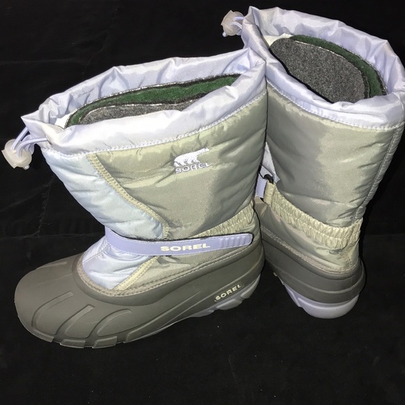 Sorel Other - Women’s SOREL Snow Boots Youth Size 6 Lavendar / Gray Blue / Gray NY1810…